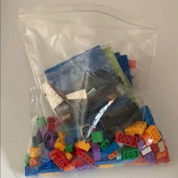 Small Building Blocks Lot - Picture 11 of 12